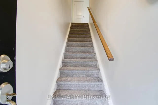 Additional image 29 of 150 ROCHEFORT St Unit E