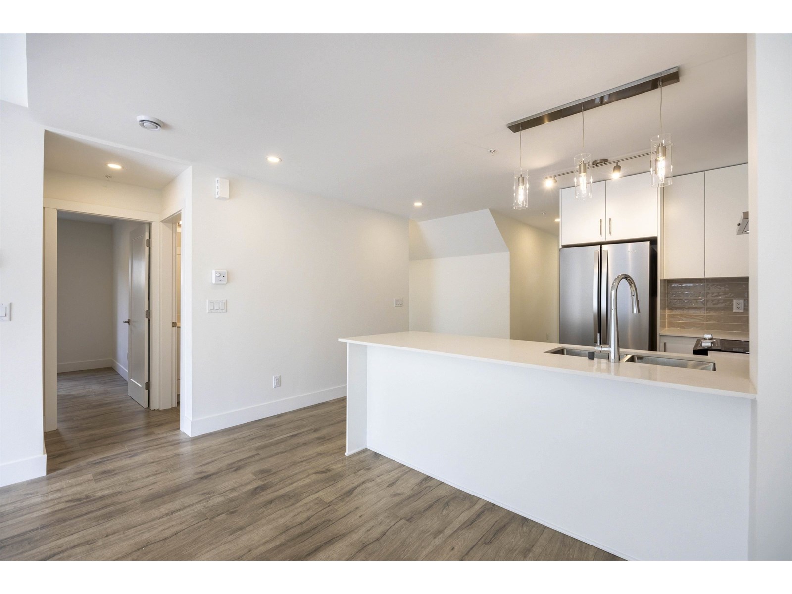 19 6328 KING GEORGE BOULEVARD|Surrey, British Columbia V3X1E6