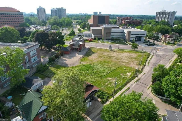 Additional image 4 of 151 Lancaster St