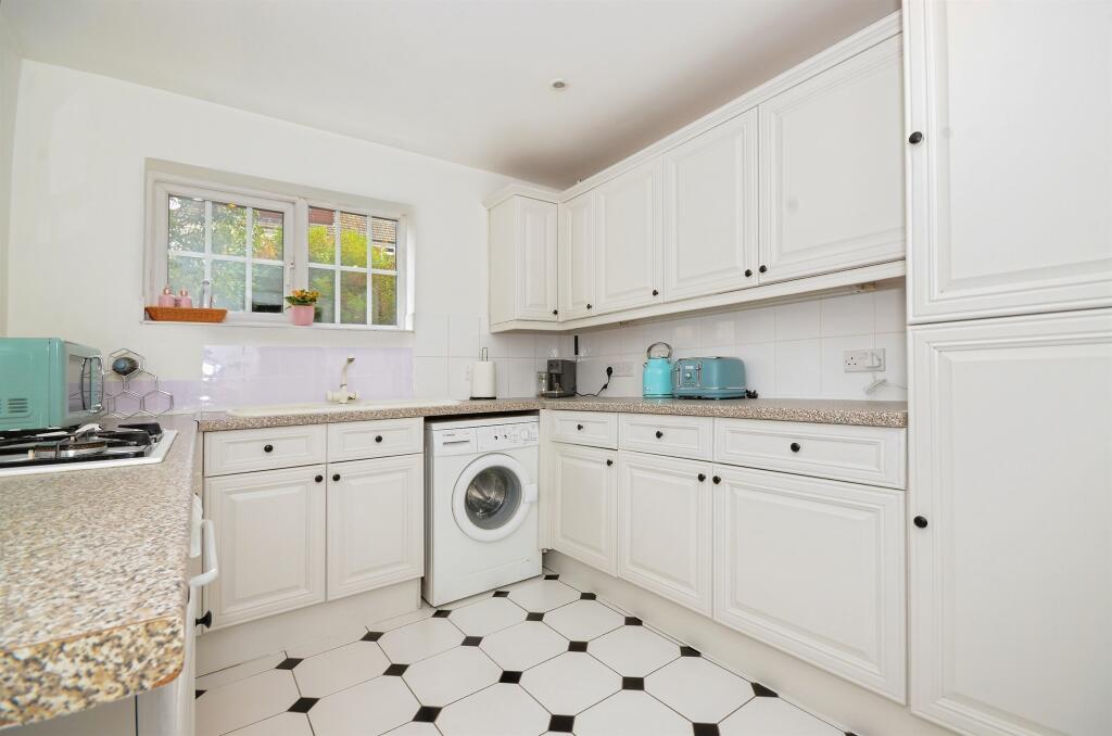 Additional image 8 of High Street, London Colney, St. Albans