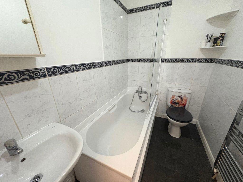 Additional image 4 of Holdenhurst Road, Springbourne (P07826)