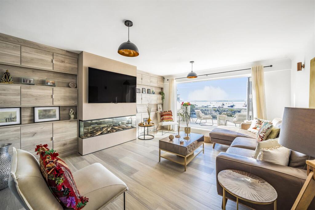 Additional image 2 of Lake Avenue, Hamworthy