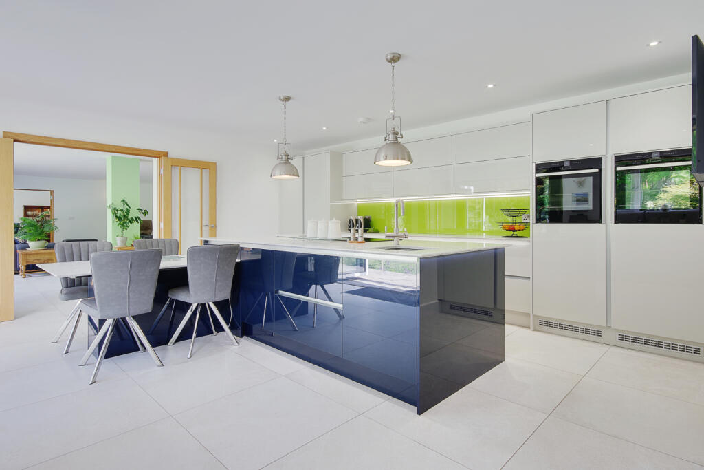 Additional image 11 of Avon Avenue, Ringwood, BH24