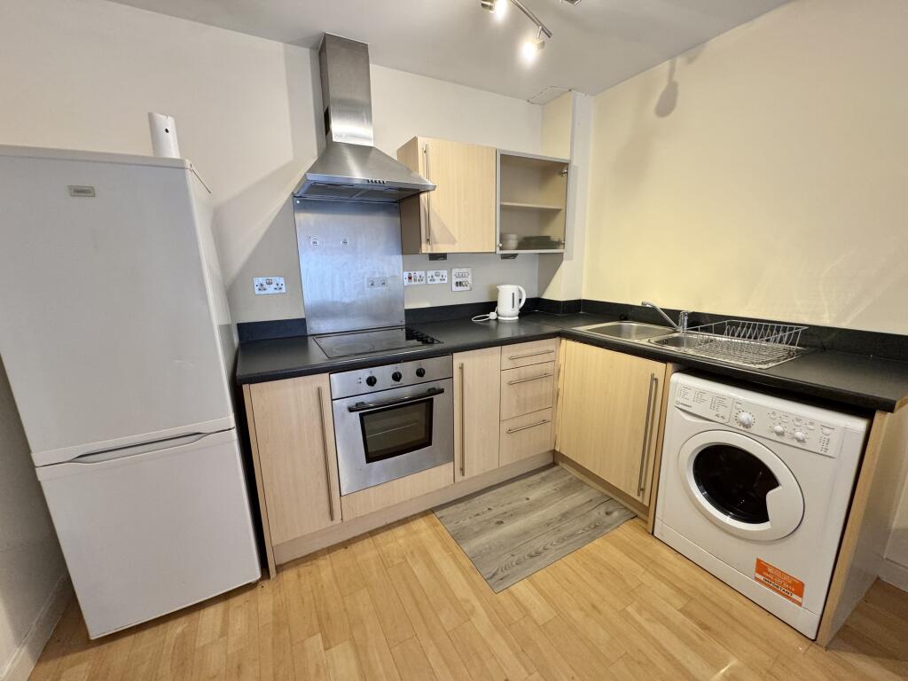 Additional image 8 of Octahedron