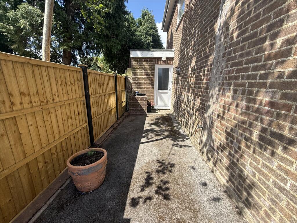 Additional image 21 of Georgian Close, Ringwood, Hampshire, BH24