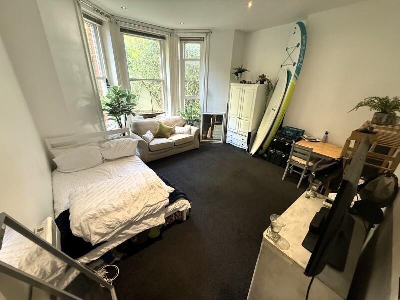 Durley Gardens, Bournemouth, BH2 5HT