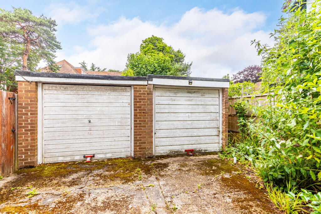 Additional image 19 of St Albans Avenue, Queens Park, Bournemouth, BH8 9EE