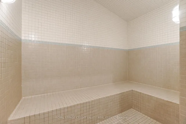 Additional image 37 of 565 Wilson Ave Unit W409