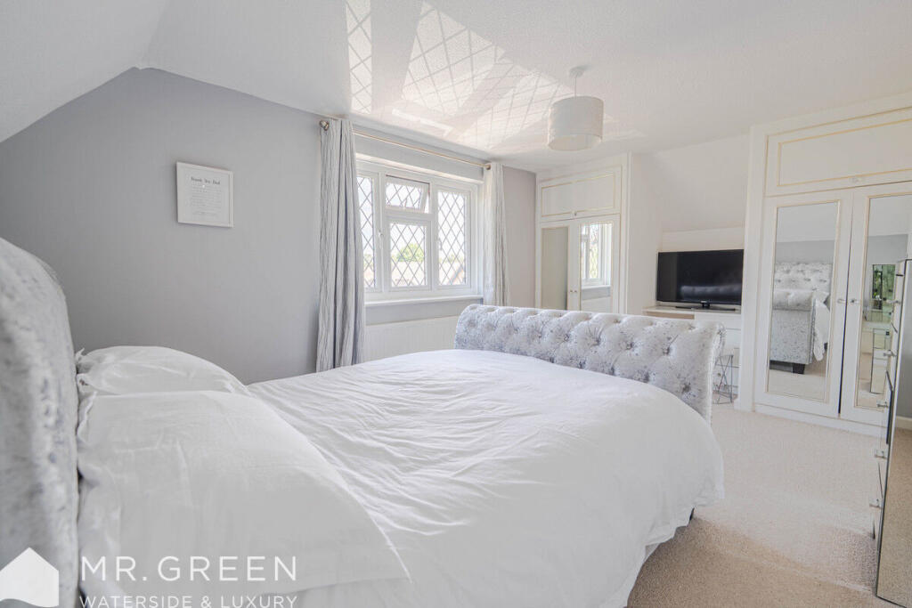 Additional image 33 of Walsingham Dene, Littledown, Bournemouth, BH7