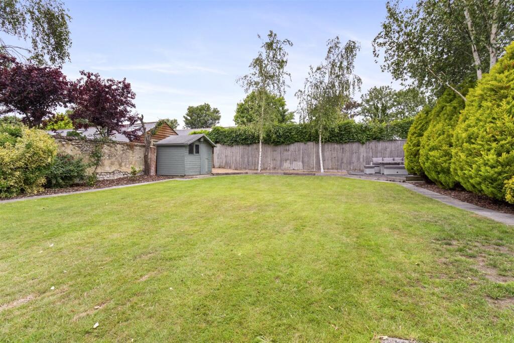 Additional image 28 of Chesswood Road, Worthing