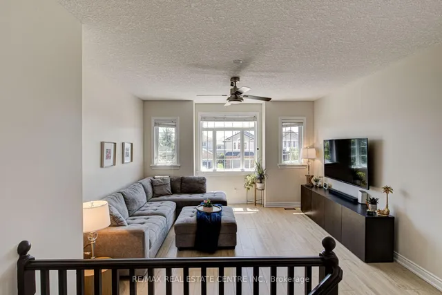 Additional image 23 of 428 Thomas Slee Dr