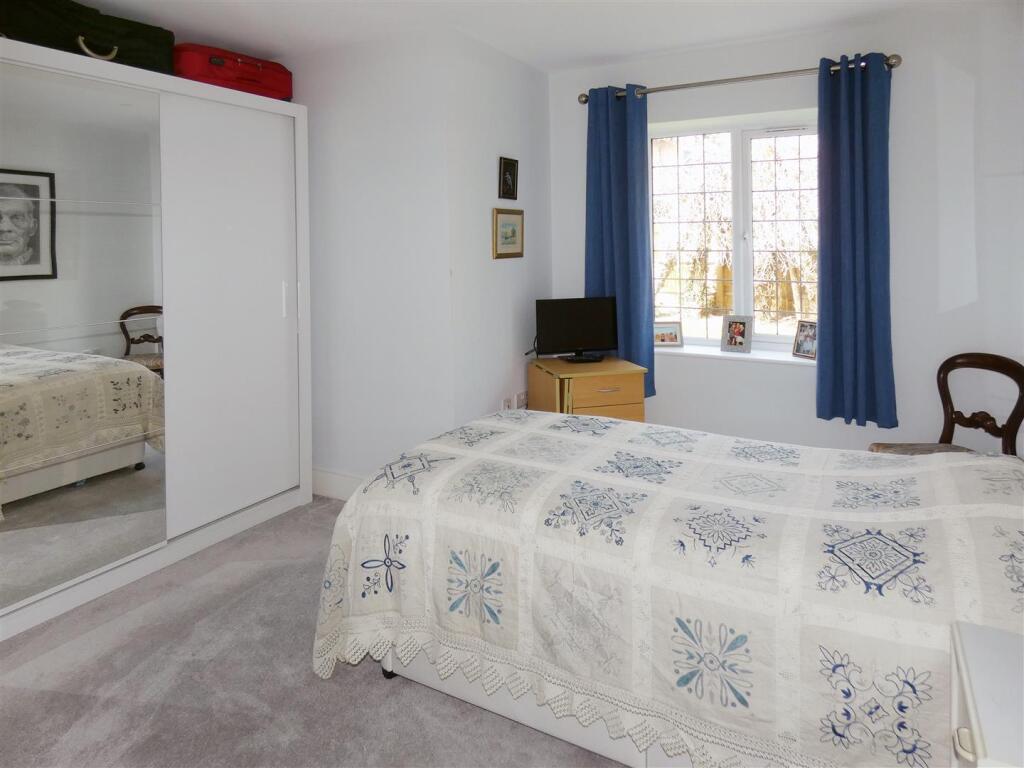 Additional image 11 of Woodlands Avenue, Rustington