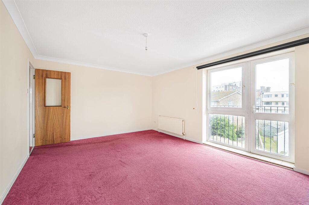 Additional image 5 of 14 St. Johns Road, Seaford