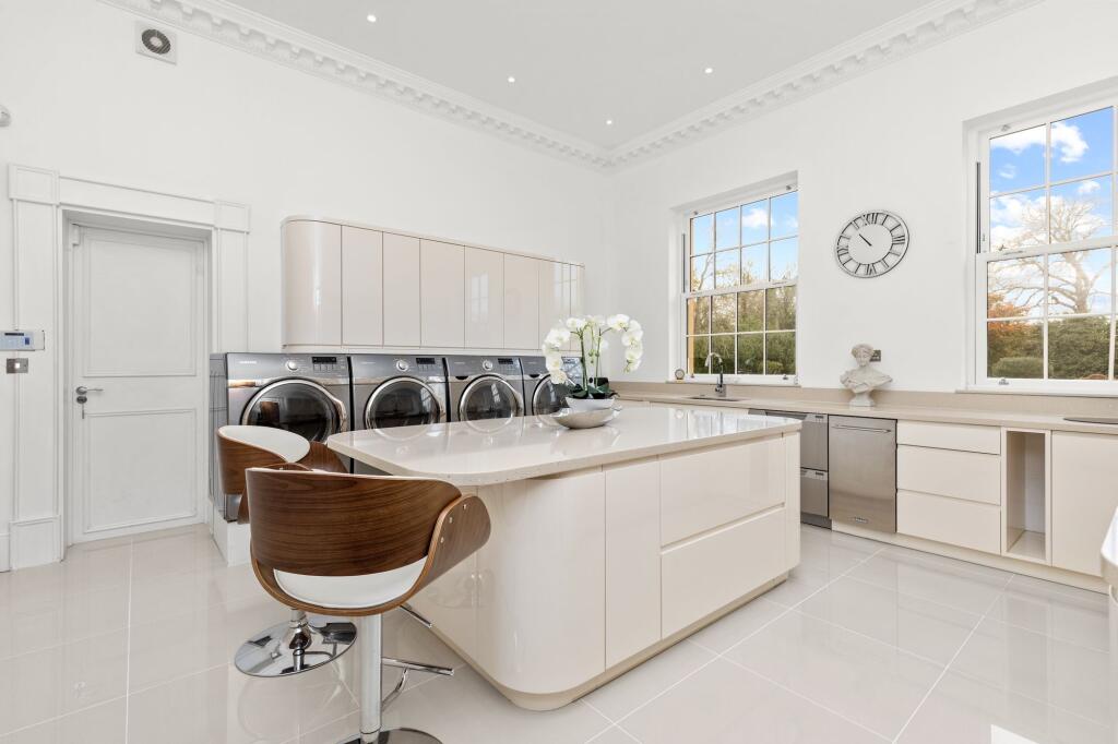 Additional image 31 of High Street, Angmering, BN16