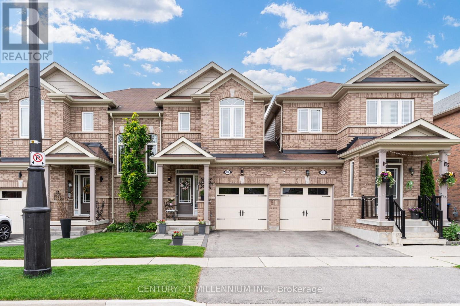 100 KEMPENFELT TRAIL|Brampton (Northwest Brampton), Ontario L7A0Z9