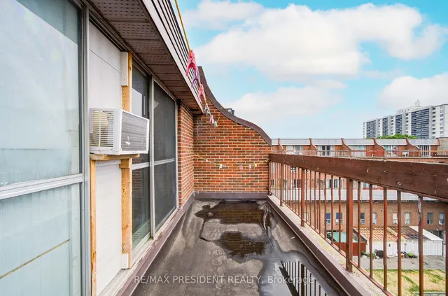 Additional image 40 of 10 Eddystone Ave Unit 250