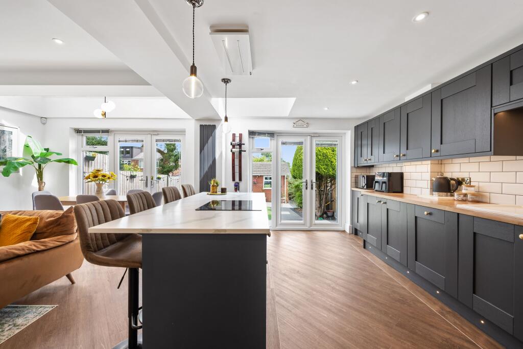 Additional image 5 of Holcombe Road, Greenmount