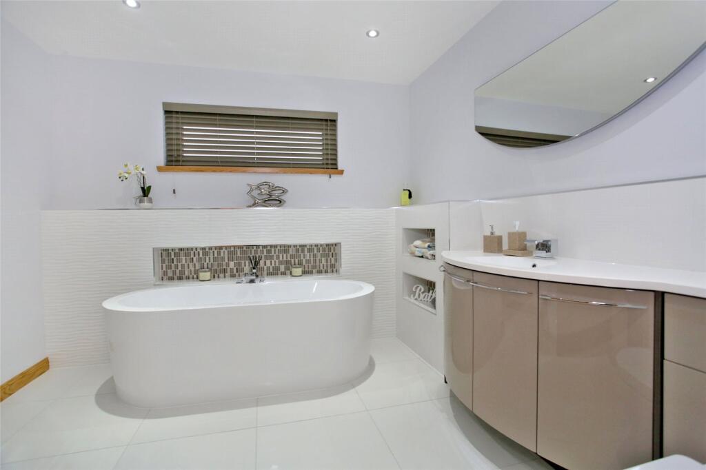 Additional image 31 of 2 Greenacres Crescent, Peterhead, Aberdeenshire, AB42 3QH