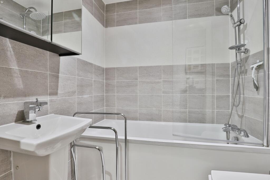 Additional image 5 of Barrack Road, CHRISTCHURCH, Dorset, BH23