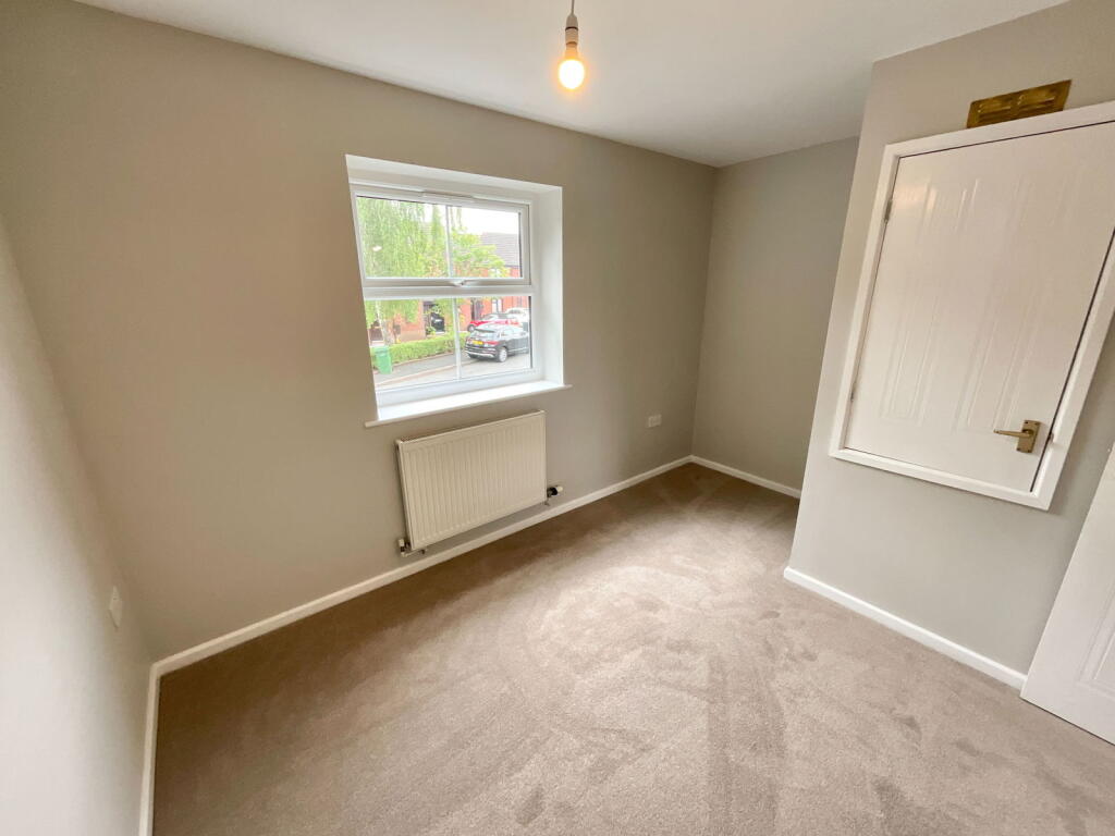 Additional image 9 of HALESOWEN, Barnswood Close