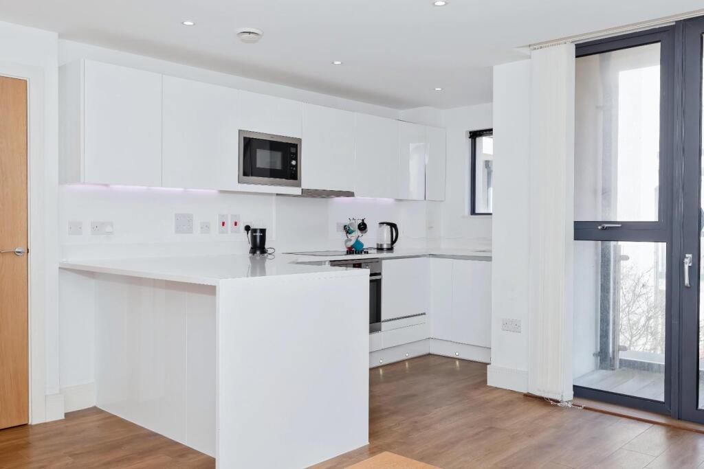 Additional image 5 of Clifton Hill, Brighton