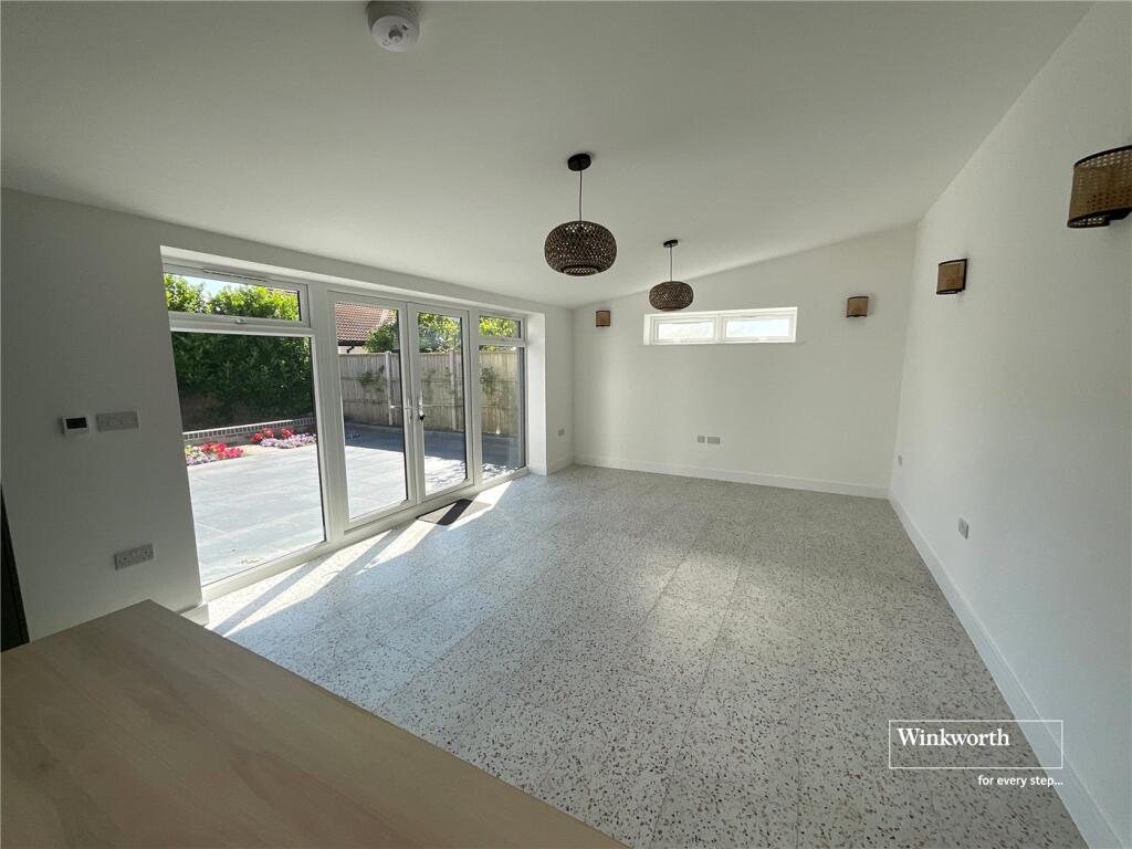 Additional image 8 of Moat Lane, Barton on Sea, New Milton, Hampshire, BH25