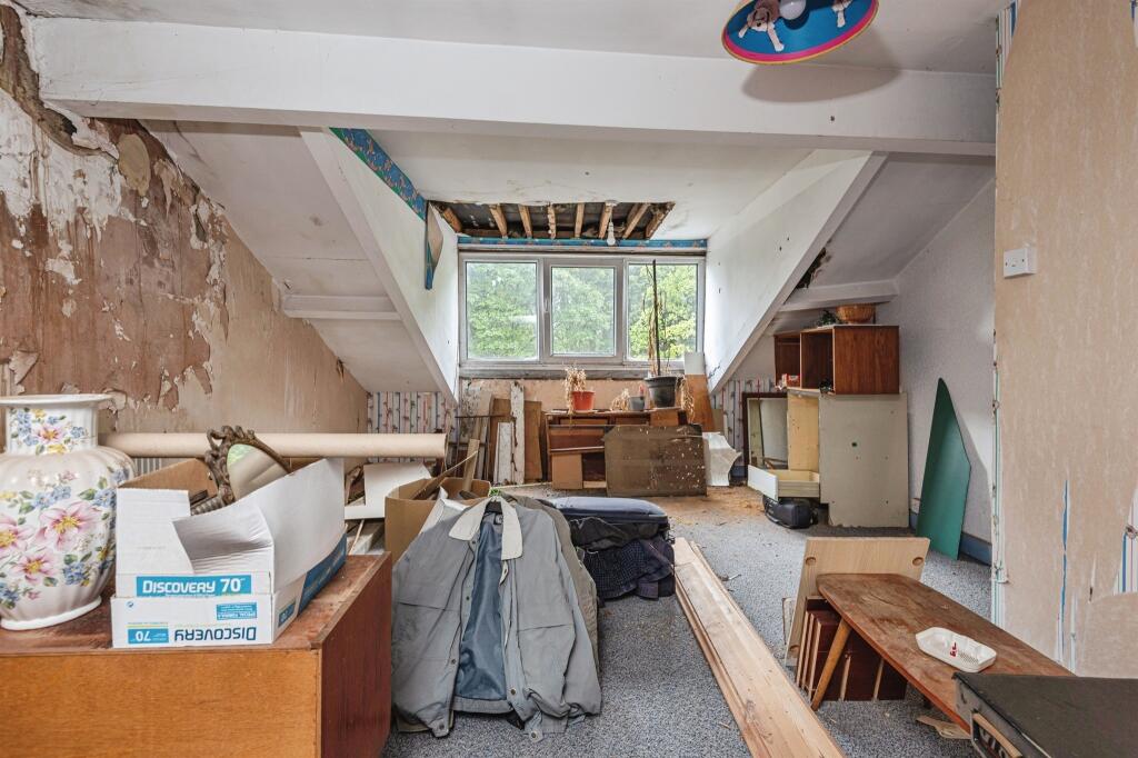 Additional image 12 of Hollingwood Lane, Bradford