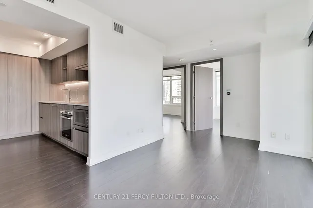 Additional image 11 of 19 Bathurst St Unit 1811