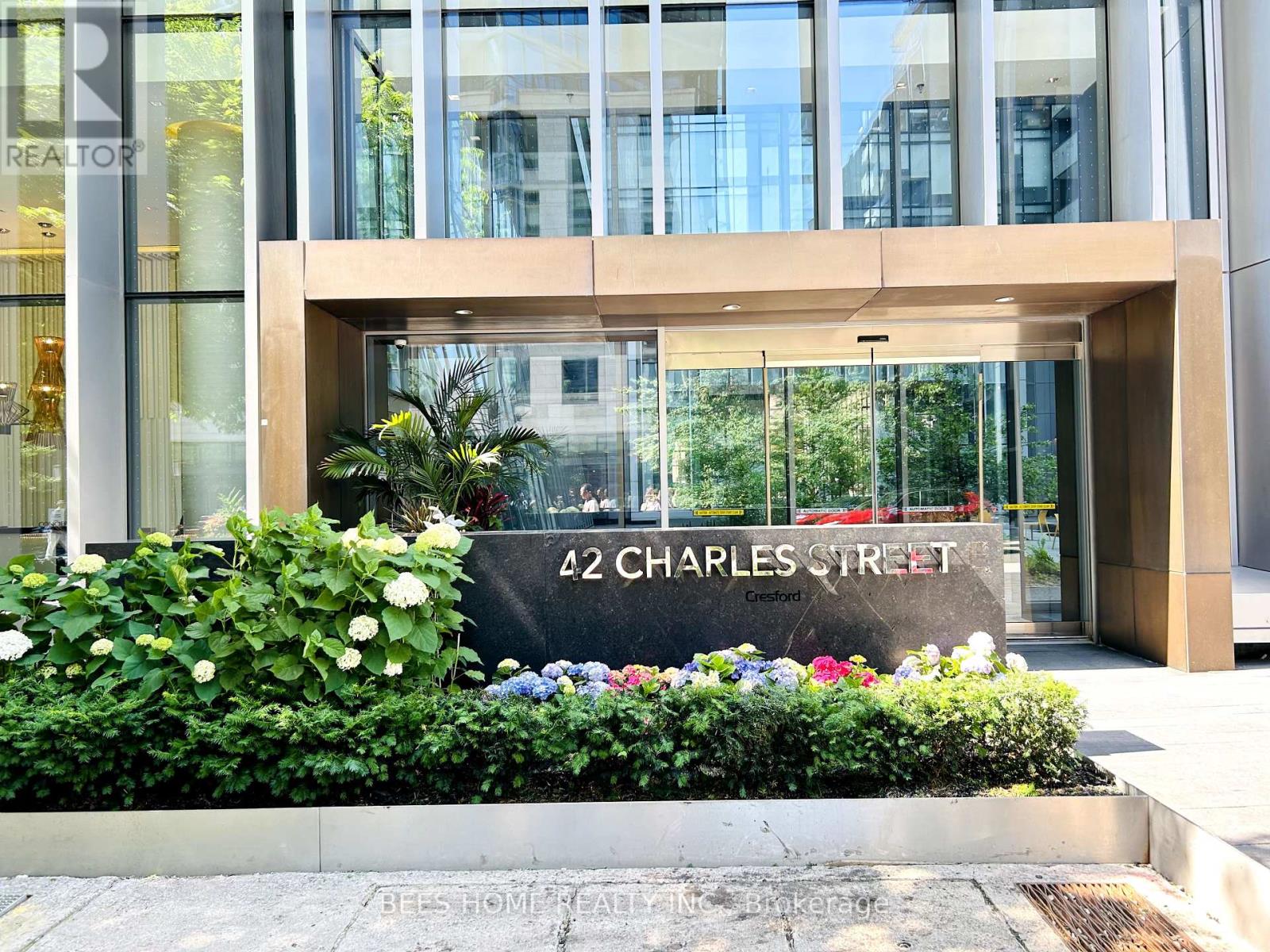 2703 - 42 CHARLES STREET E|Toronto (Church-Yonge Corridor), Ontario M4Y0B7