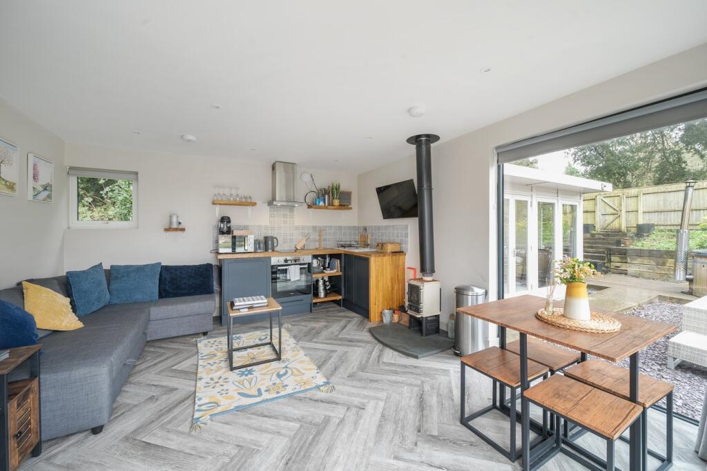 Additional image 18 of Sopley, Christchurch, BH23