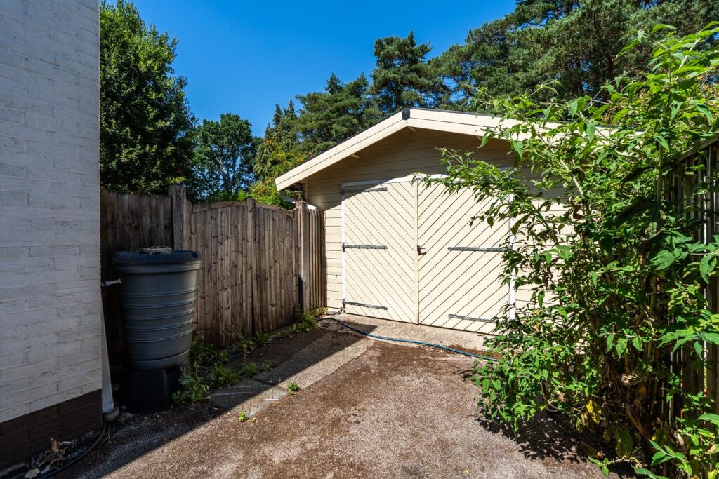 Additional image 40 of The Avenue, West Moors, Ferndown, Dorset, BH22