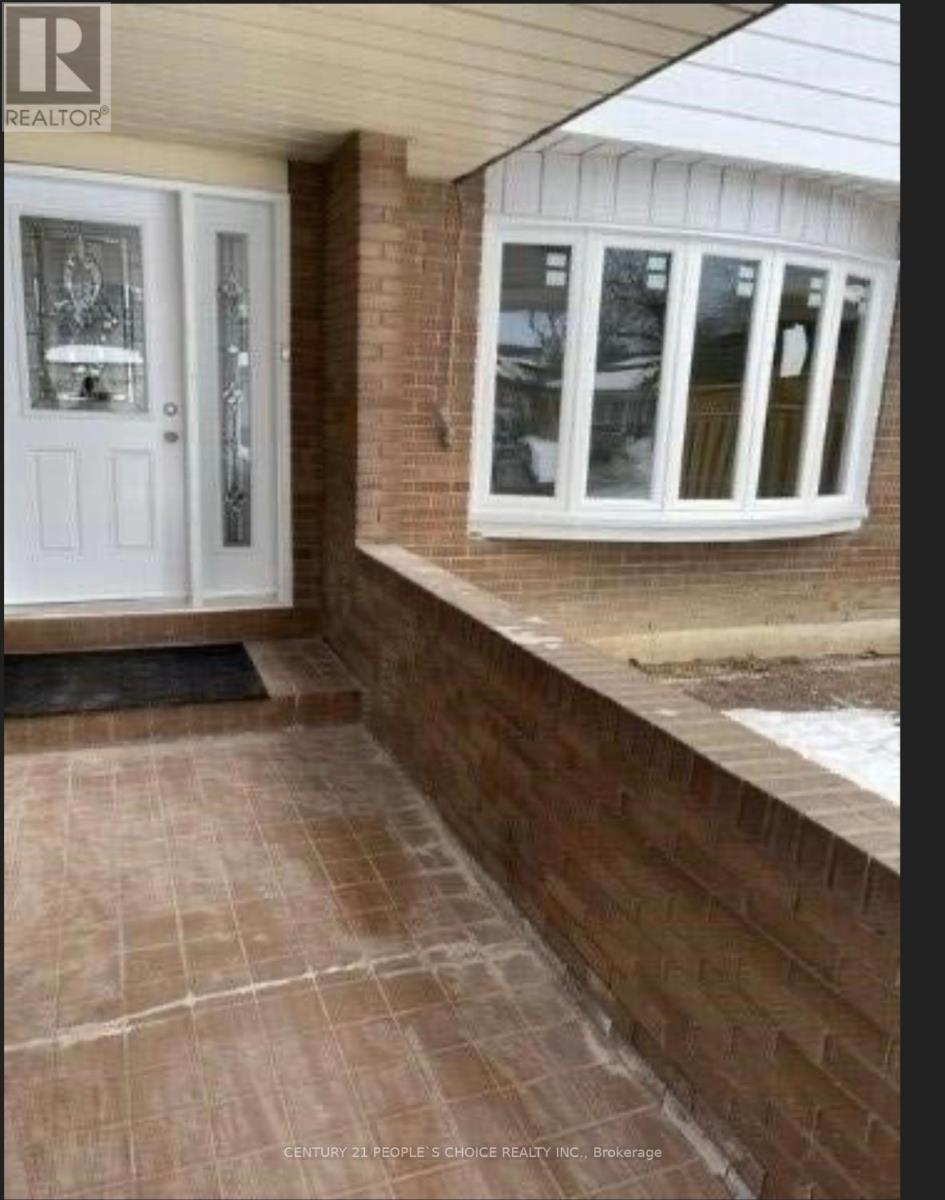 Primary image of 3038 CORAL DRIVE|Mississauga (Malton), Ontario L4T1Z3