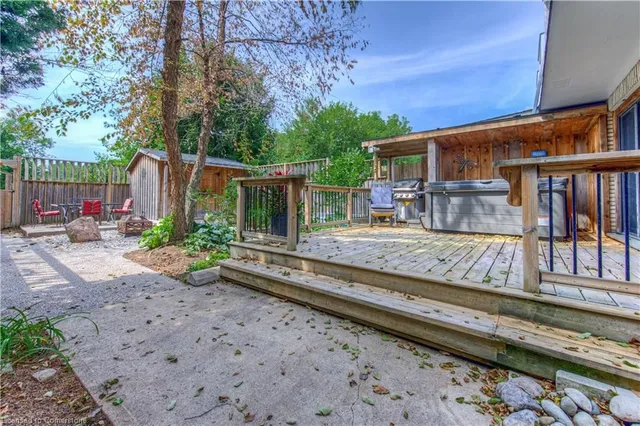 Additional image 35 of 30 Pepperwood Cres