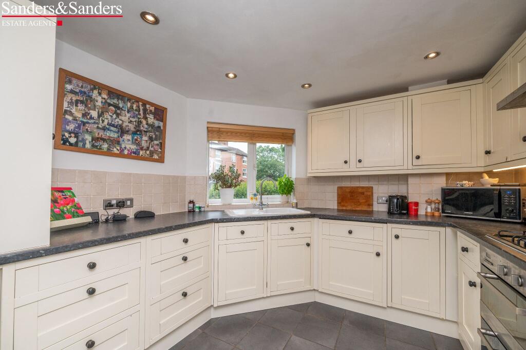 Additional image 6 of Stratford Road, Alcester, B49