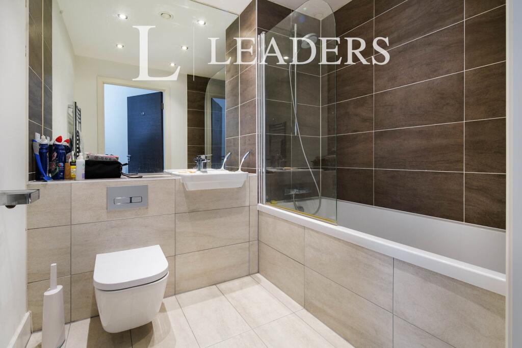 Additional image 8 of Sirius