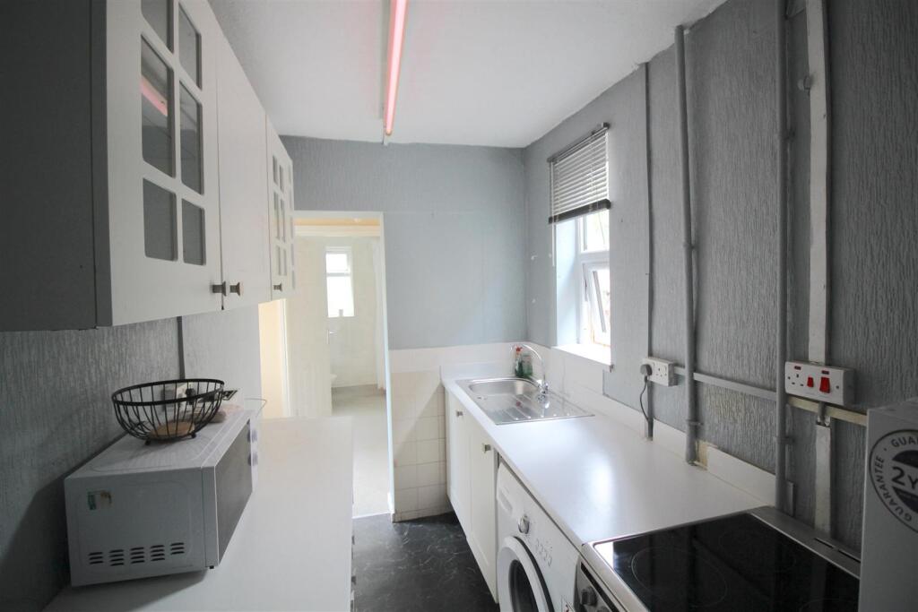 Additional image 5 of Redthorn Grove, Birmingham