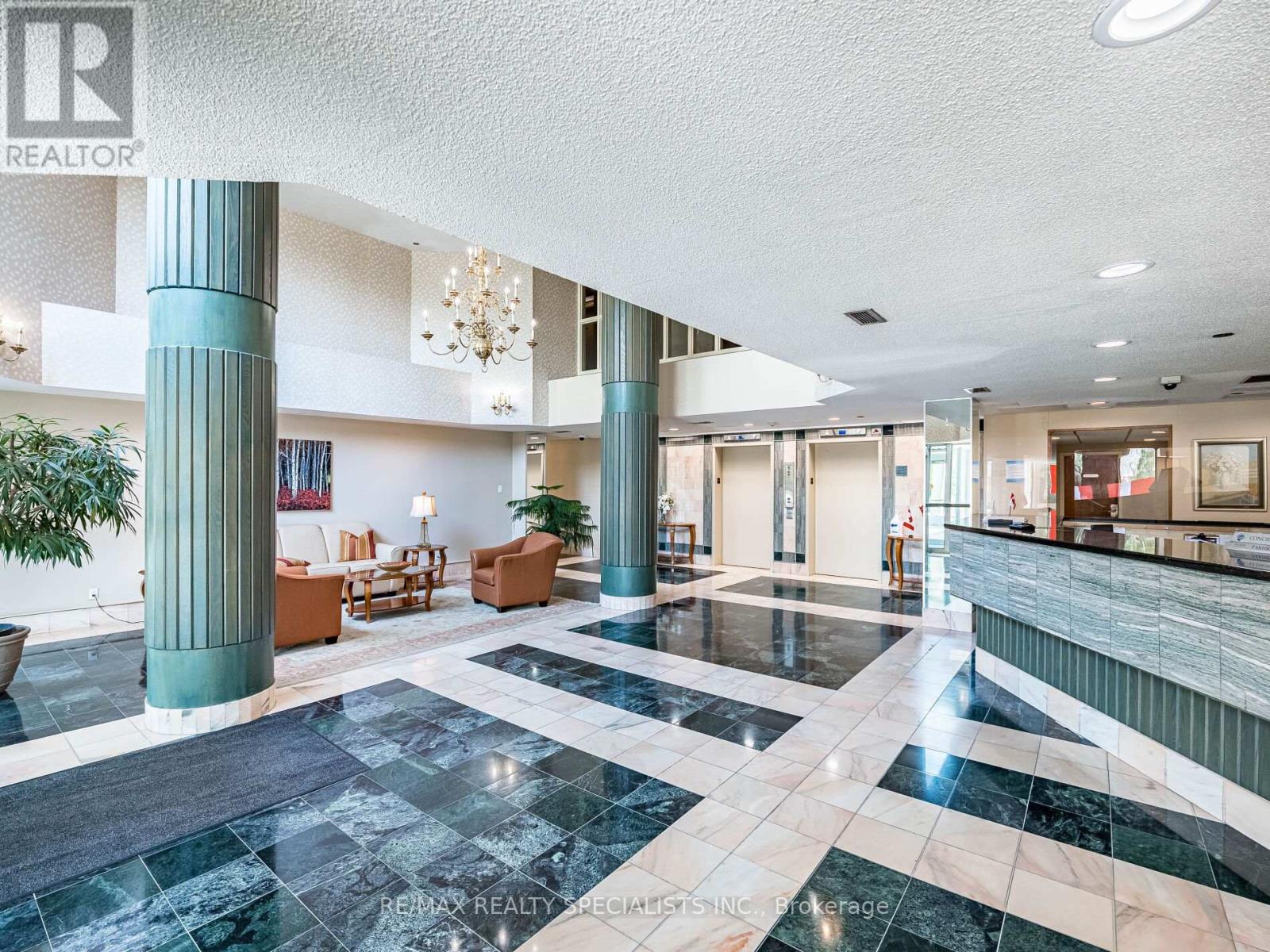 606 - 310 MILL STREET S|Brampton (Brampton South), Ontario L7C1P6