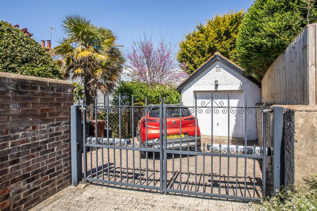 Additional image 30 of Ovingdean Road, Ovingdean, Brighton