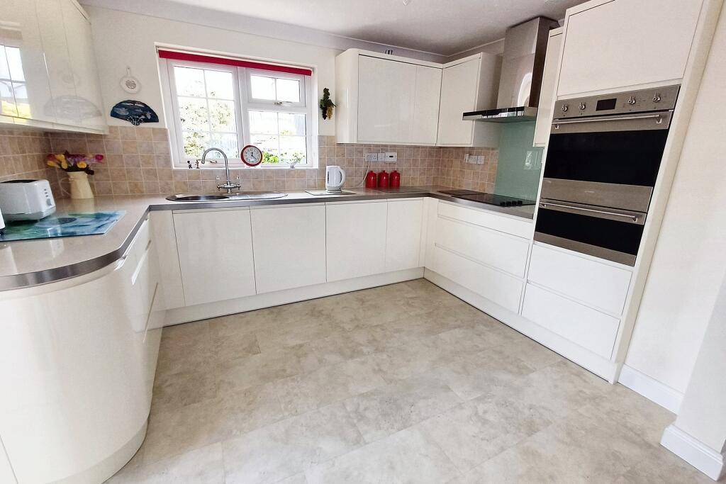 Additional image 9 of Verwood