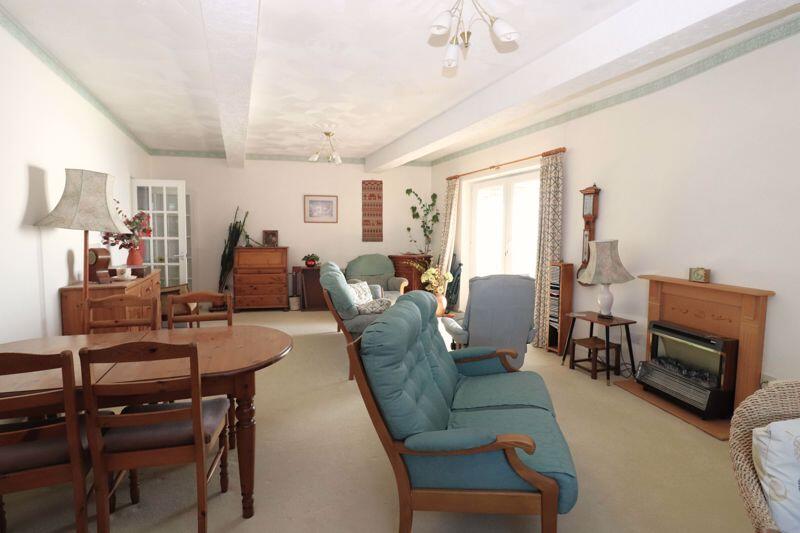 Additional image 2 of Spacious 3 Bedroom Apartment With Direct Sea Views & Beach Cabin