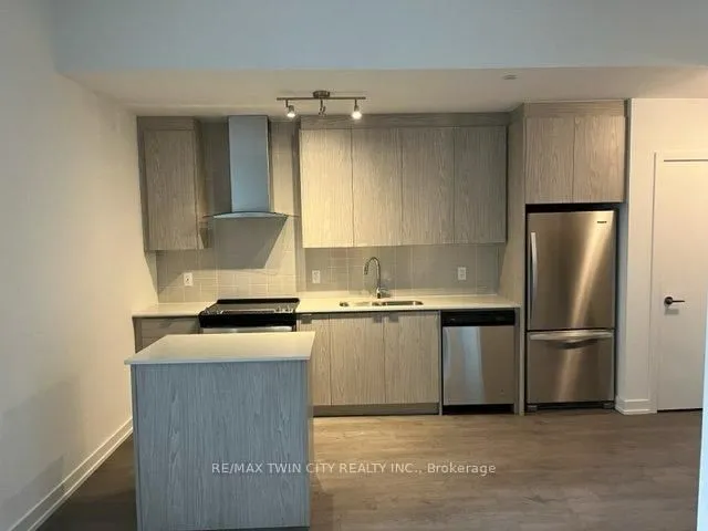 Additional image 36 of 55 Duke St Unit 220