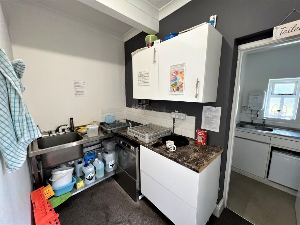 Additional image 6 of 14-16 Castle Street, Christchurch, Dorset, BH23 1DT