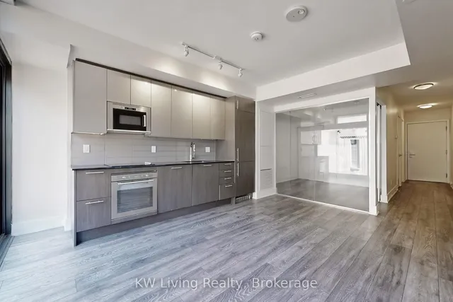 Additional image 15 of 403 Church St Unit 510