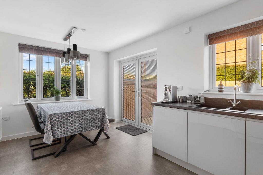 Additional image 5 of Norris Close, Alcester Park, Alcester, B49