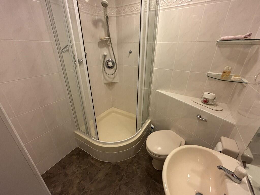 Additional image 18 of BH22 GOLF LINKS ROAD, Ferndown