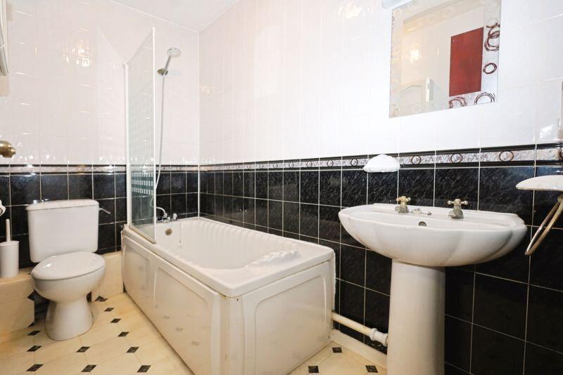 Additional image 4 of Fritham Gardens, Bournemouth