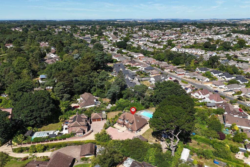 Additional image 33 of Broadstone