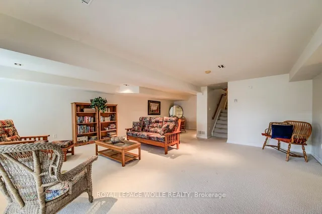 Additional image 30 of 165 Chandos Dr Unit 3