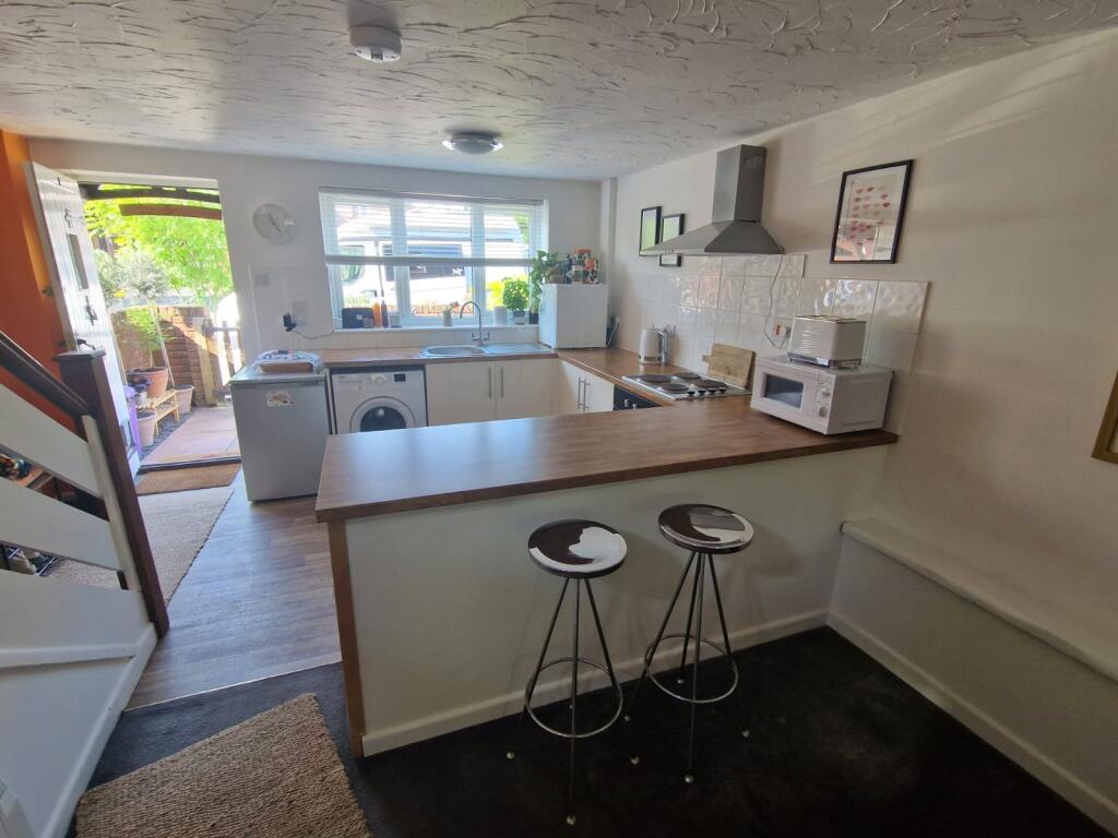 Additional image 4 of Kingsburys Lane, Ringwood, Hampshire, BH24