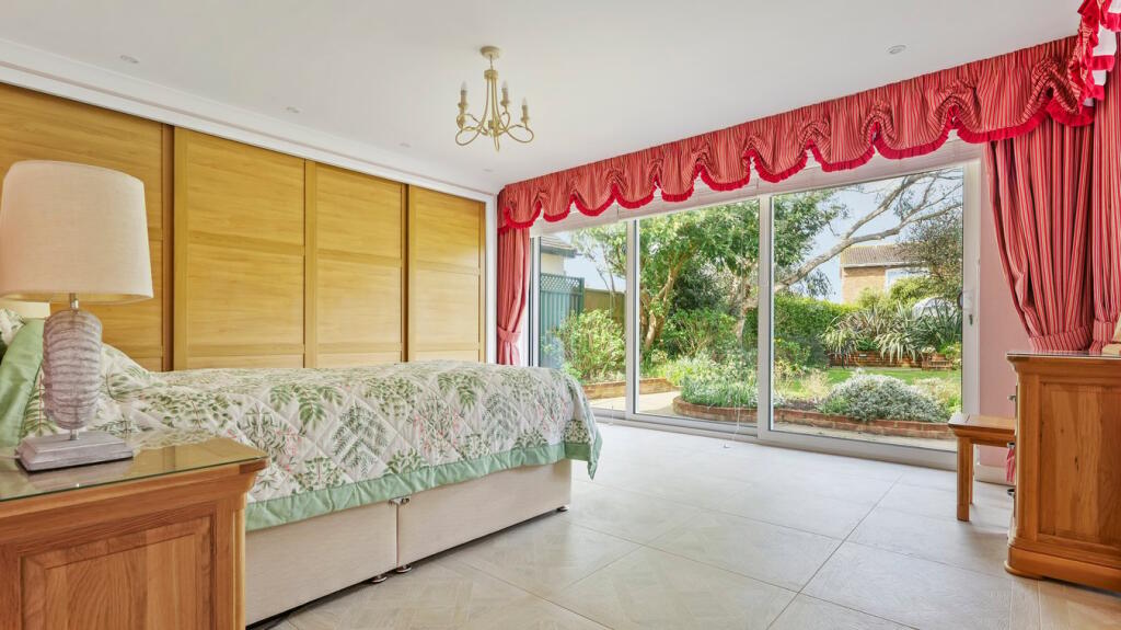 Additional image 10 of Wharncliffe Road, Highcliffe, Christchurch, BH23